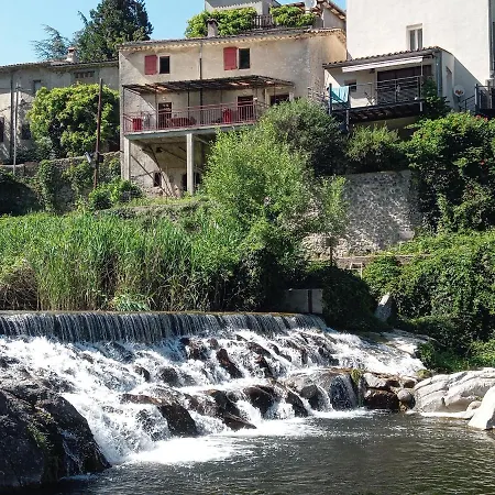 Maison Sur La Rivière *