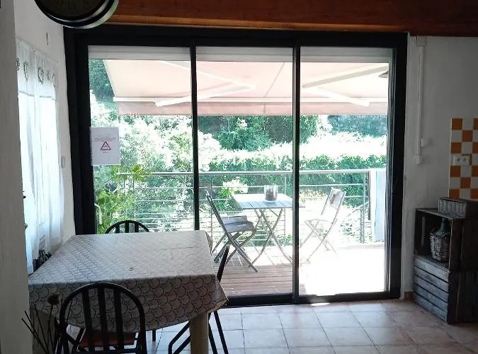 Maison Sur La Riviere Prázdninový dům Lasalle